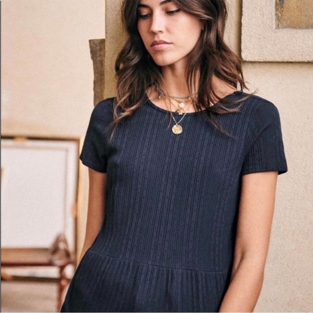 Sezane Nikon Navy Short Sleeve Top